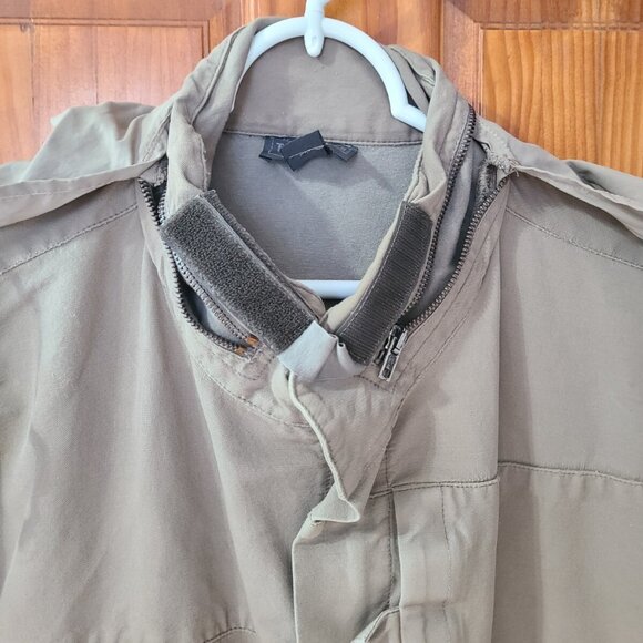 TRANSIT UOMO 213 Tan Khaki Full Zip Hooded Jacket Made in Italy Size Men's M - Picture 3 of 5
